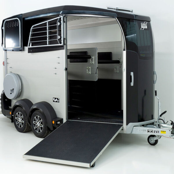 Ifor Williams Pferdeanhänger HBX 511|Frontausstieg|neues Modell|schwarz