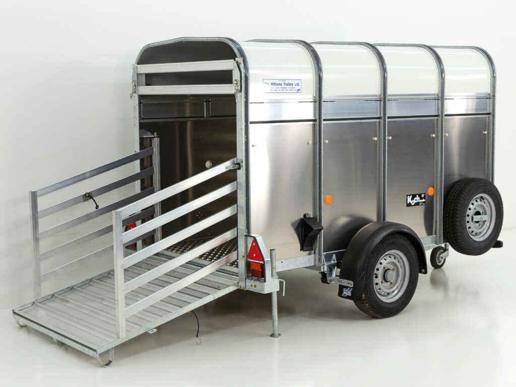 Ifor Williams P8G Tieranhänger – 124x250cm für Schafe & Kälber, 1,4t
