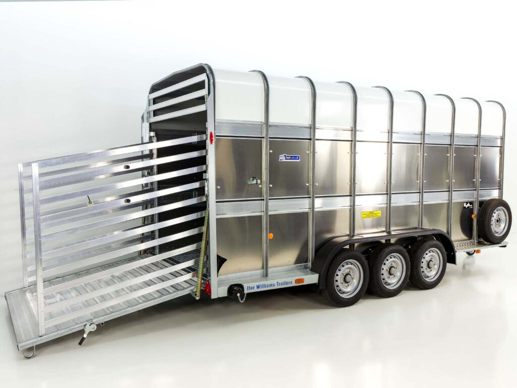 Ifor Williams TA510GT 16x7 Viehanhänger – 3,5t, 497×178×214 cm